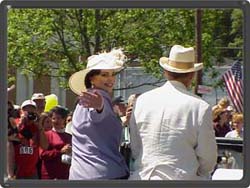 Gerald McRaney and Delta waving