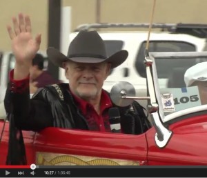 gerald_mcraney_BurbankParade2015_snap